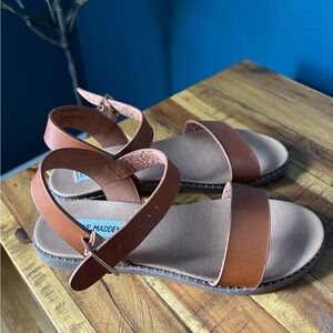 Steve Madden Women's Brown Strap Sandals